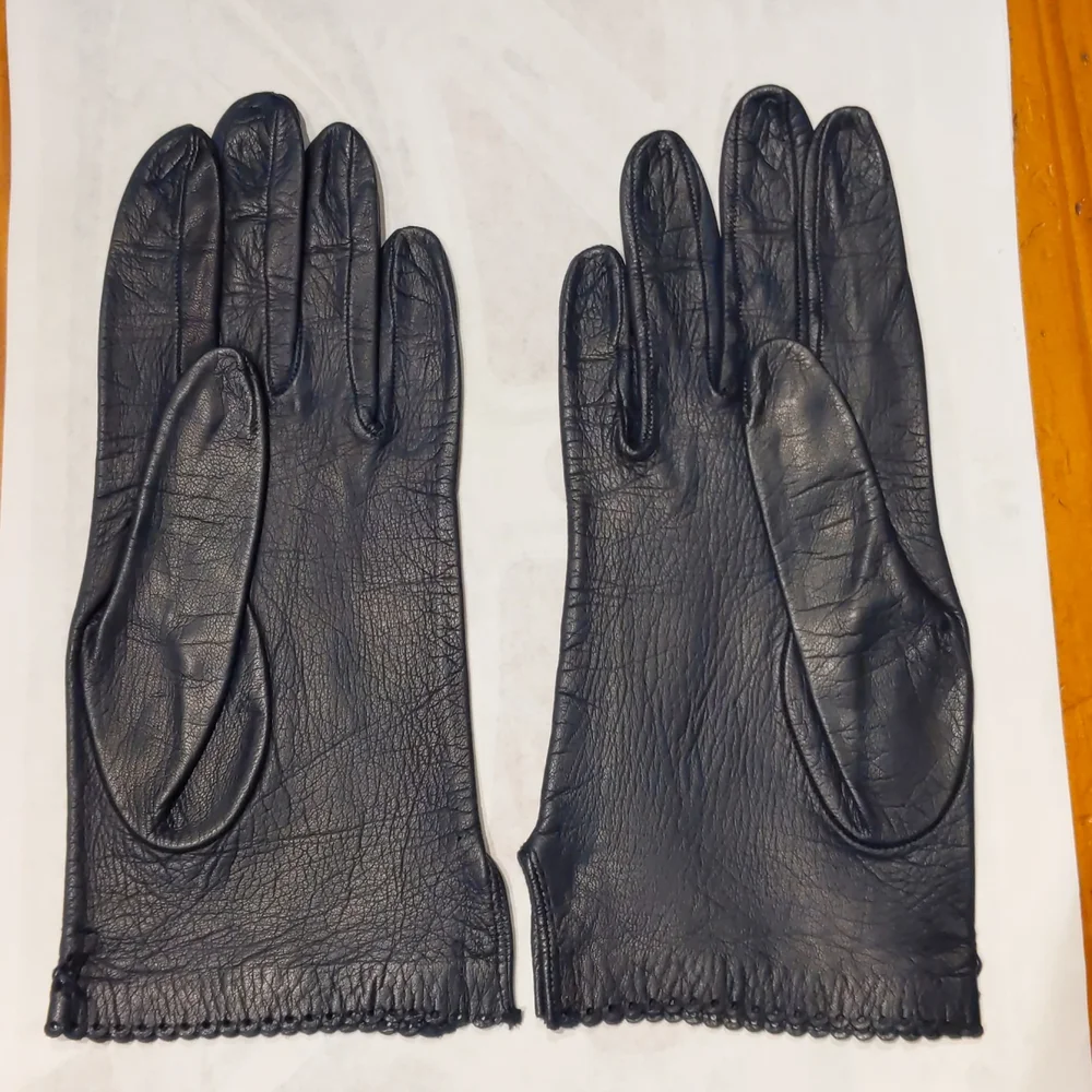 Vintage black leather gloves - Picture 1 of 6